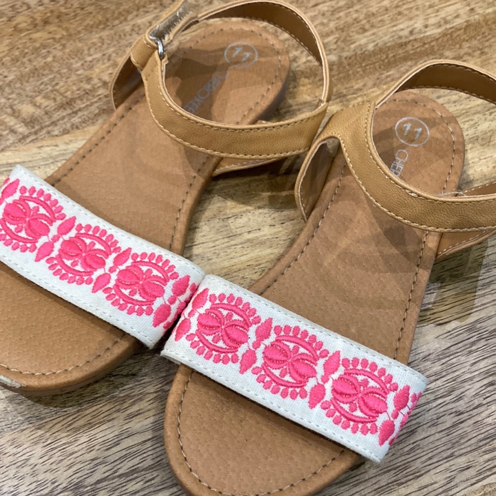 Girls sandals Cherokee brand